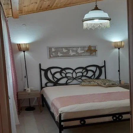 Anna - Maria Luxury * Szkála Rahoníu